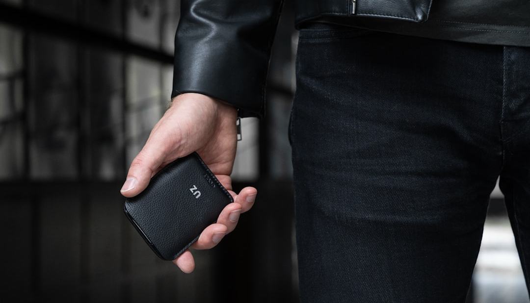 کیف پول چرمی کامل: راهنمای خریدار